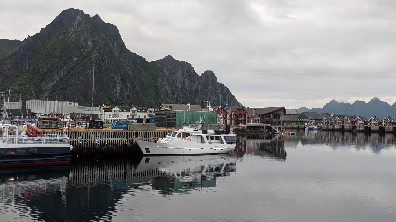 Flights to Svolvaer