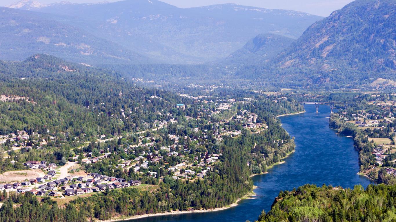 Flights to Castlegar